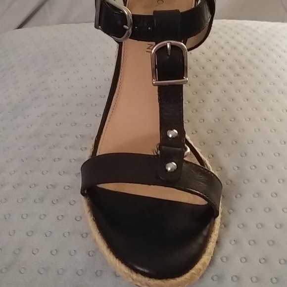 Antonio Melani black strappy wedge sandle. - Picture 3 of 4